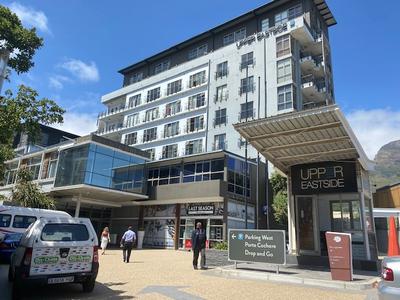 Apartment / Flat For Rent in Woodstock Upper, Cape Town